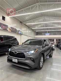 تۆیۆتا هایلاندەر